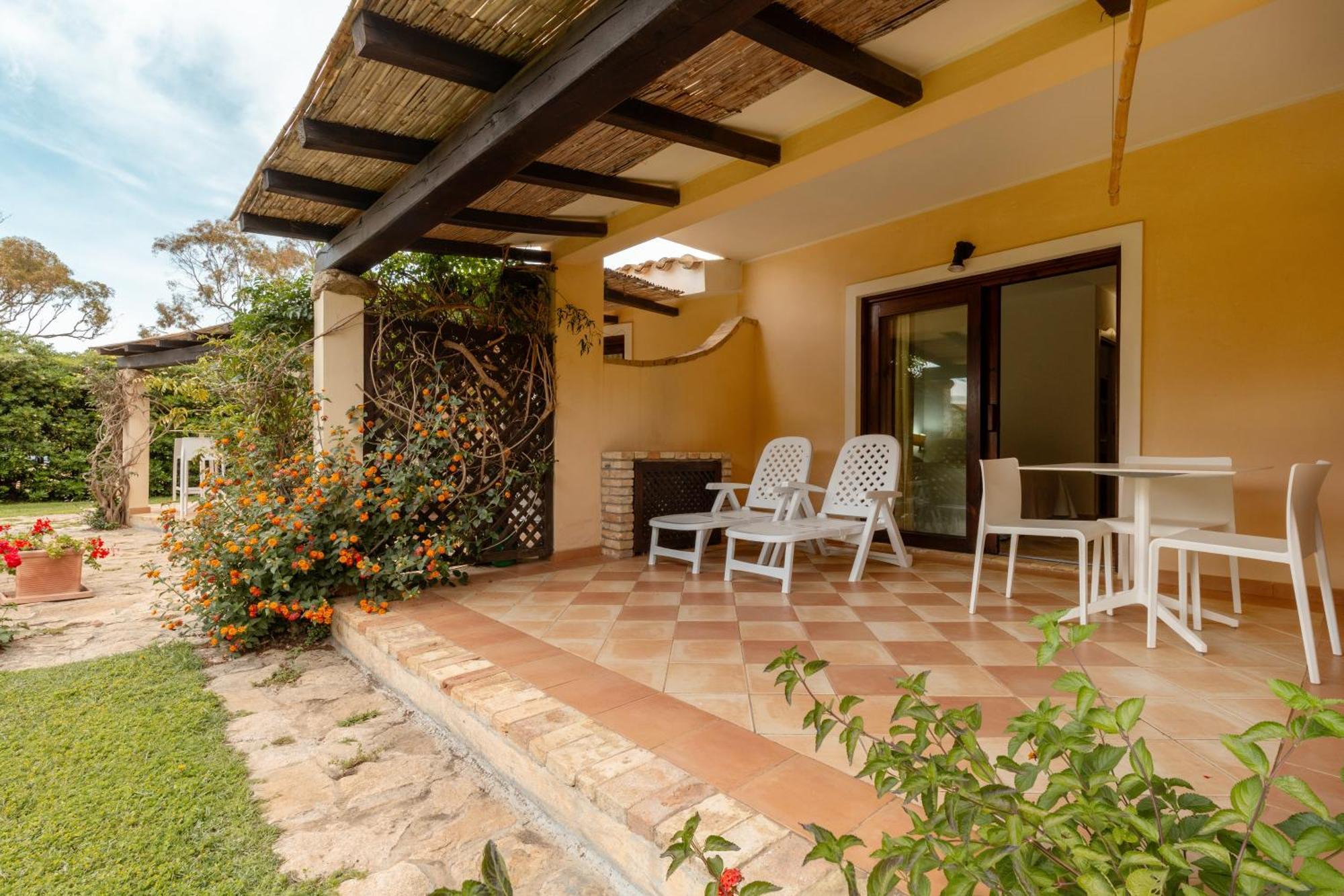 Porto Giunco Residence Villasimius Εξωτερικό φωτογραφία