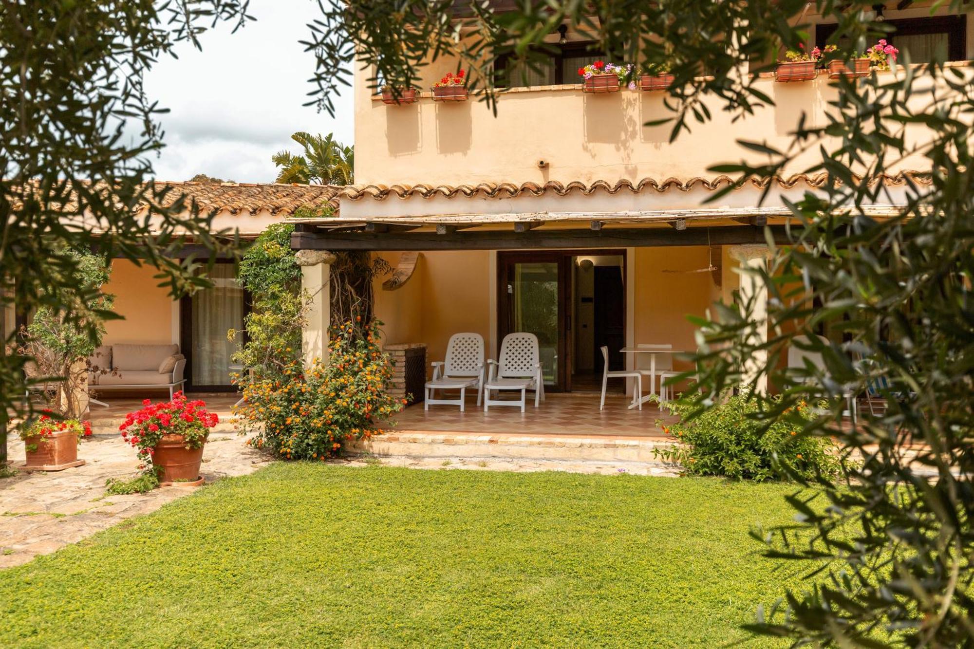 Porto Giunco Residence Villasimius Εξωτερικό φωτογραφία