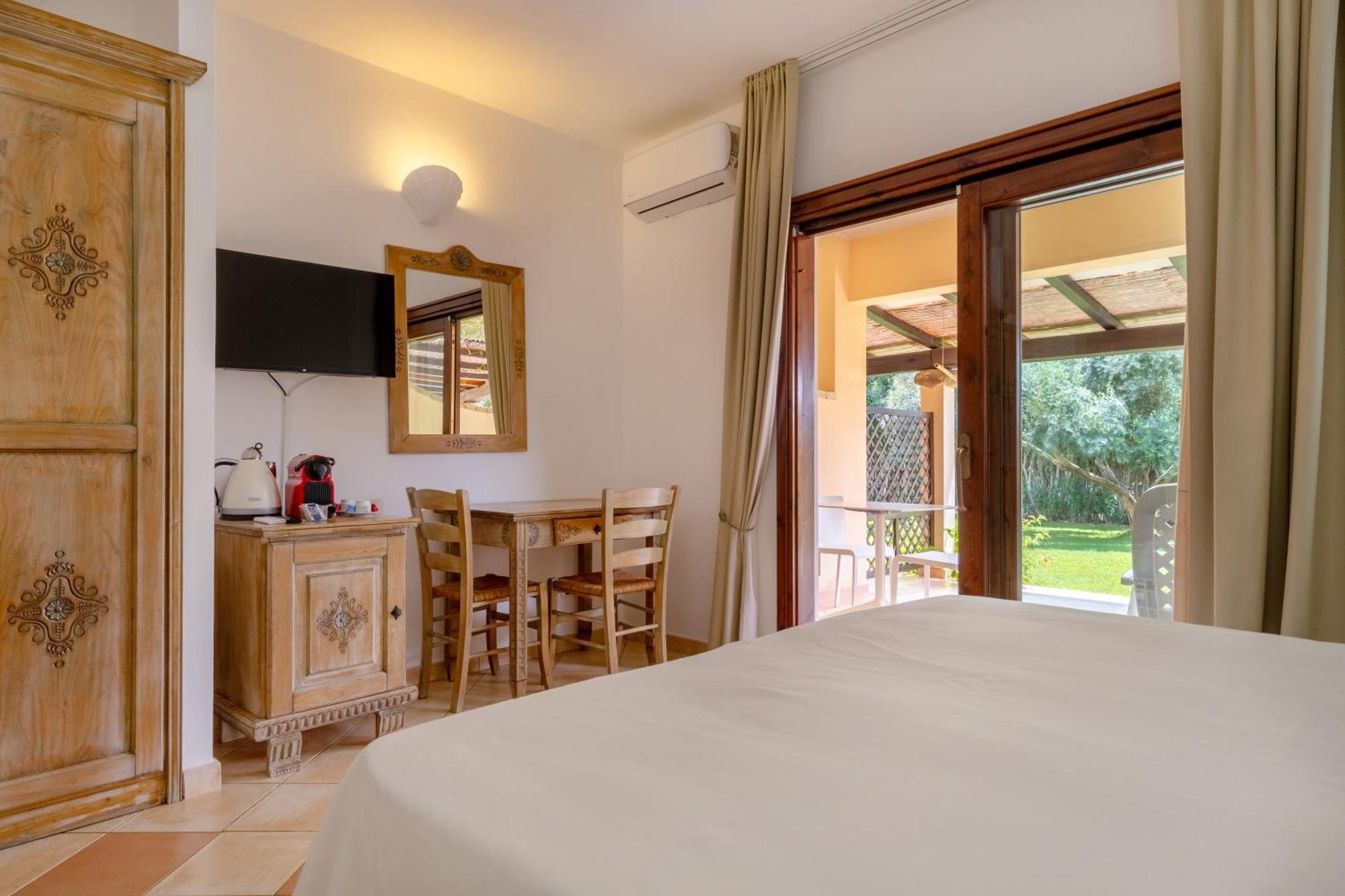 Porto Giunco Residence Villasimius Εξωτερικό φωτογραφία